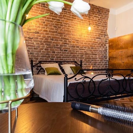 Смольського, 6 Apartment Lviv Bagian luar foto