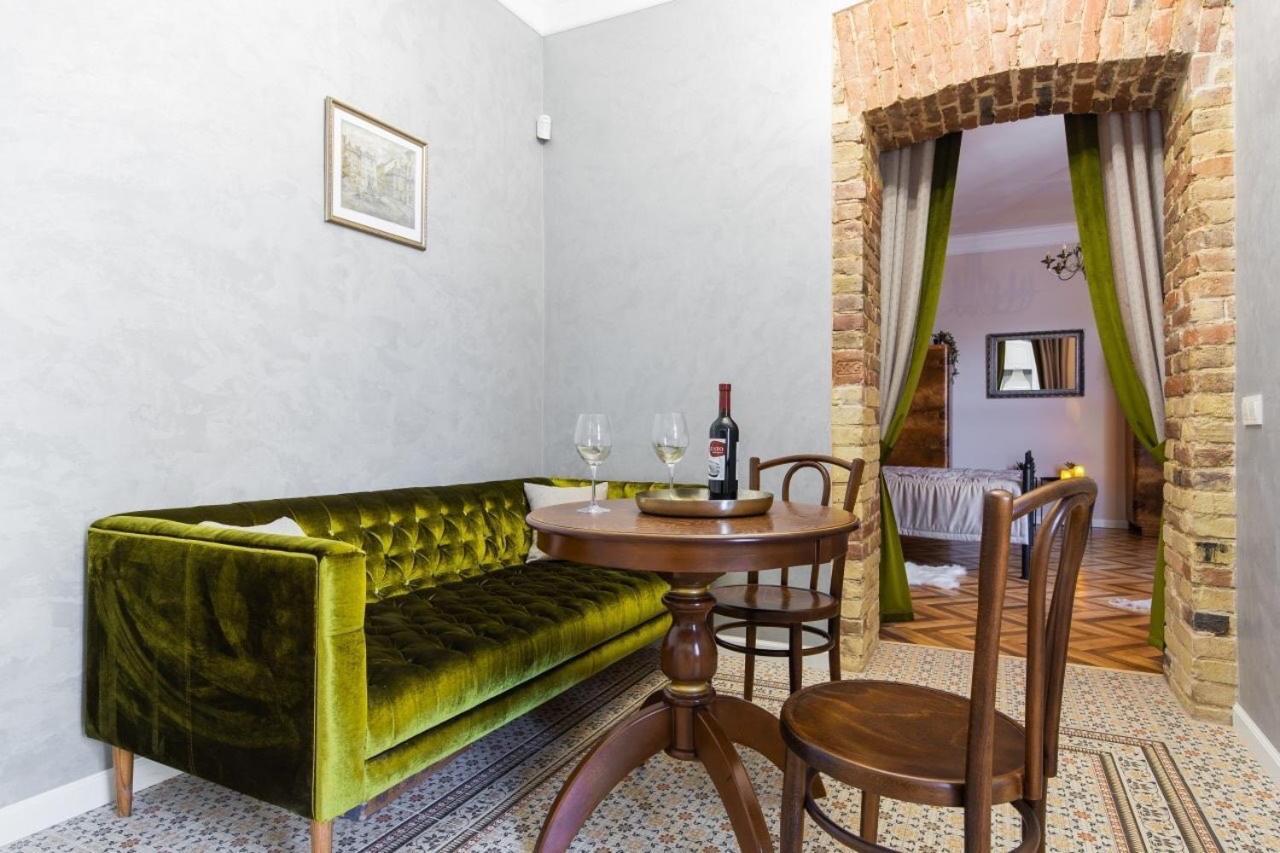 Смольського, 6 Apartment Lviv Bagian luar foto